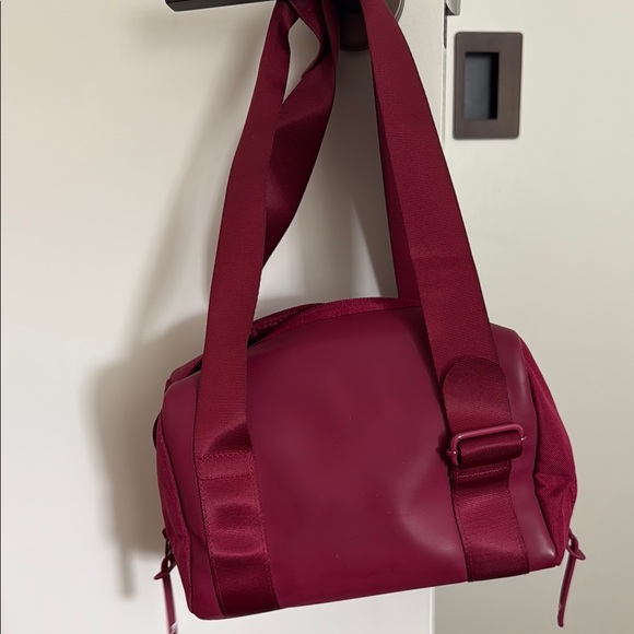 Gymshark EveryDay Mini Gym Bag - Picture 2 of 6